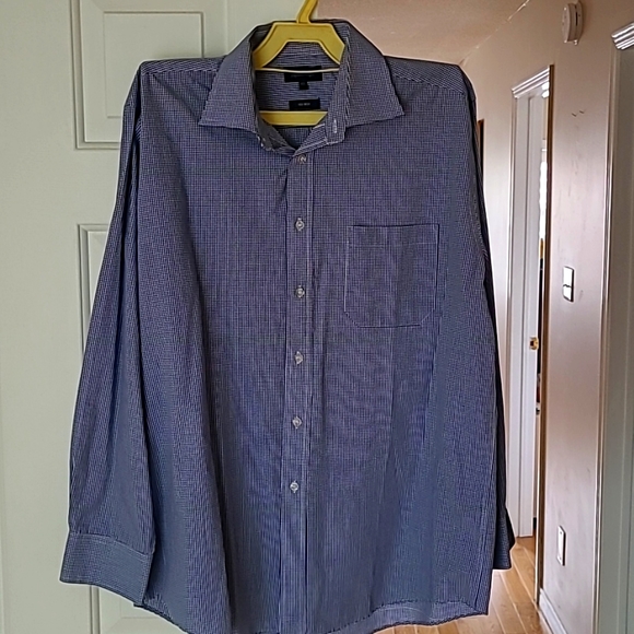 Taylor Wright Checked blue white collar dress shirt - Picture 1 of 3